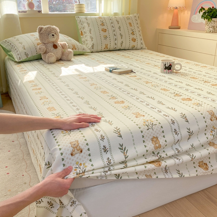 91家纺网 家纺一手货源 找家纺 红日子纺织品 2026新款全棉纯棉单床单 小熊慕斯