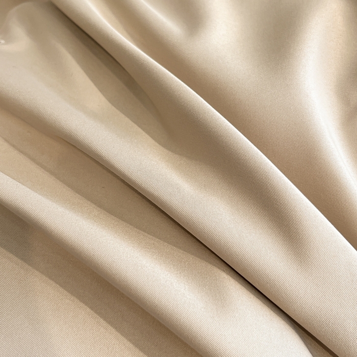 91家纺网 家纺一手货源 找家纺 金牛座家纺 2026新款金牛座细斜纹贡缎亮丝提花大拼角刺绣床盖四件套-缇娜系列 缇娜-香槟