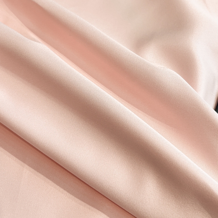 91家纺网 家纺一手货源 找家纺 金牛座家纺 2026新款金牛座细斜纹贡缎亮丝提花大拼角刺绣床盖四件套-缇娜系列 缇娜-浅粉