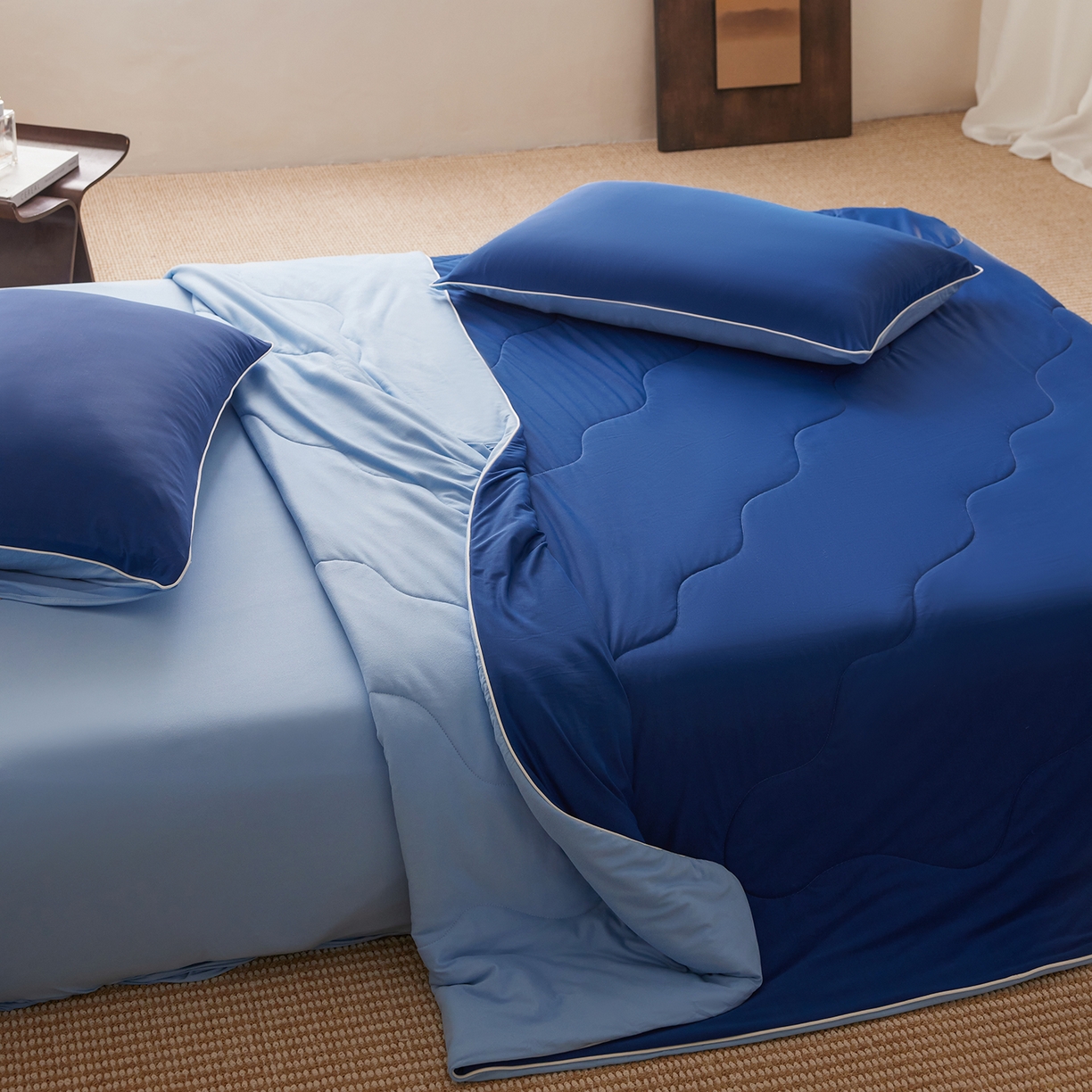 91家纺网 家纺一手货源 找家纺 丽笙被芯 2026新款冷暖深睡控温夏被夏凉被空调被 深睡蓝