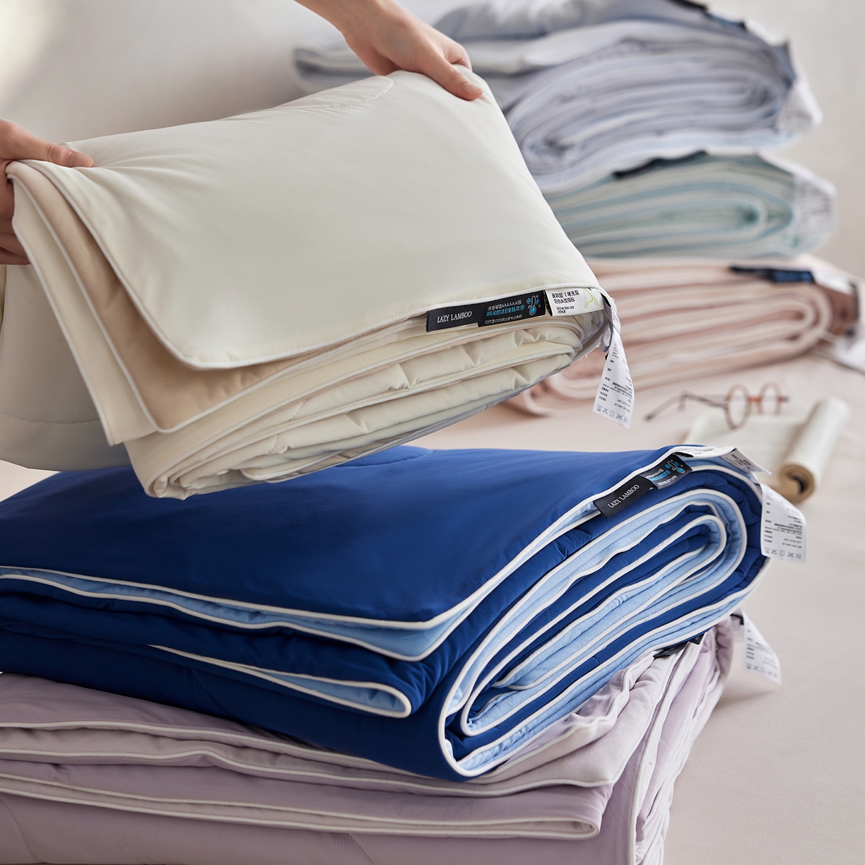 91家纺网 家纺一手货源 找家纺 丽笙被芯 2026新款冷暖深睡控温夏被夏凉被空调被 组合图（仅供展示不可下单）