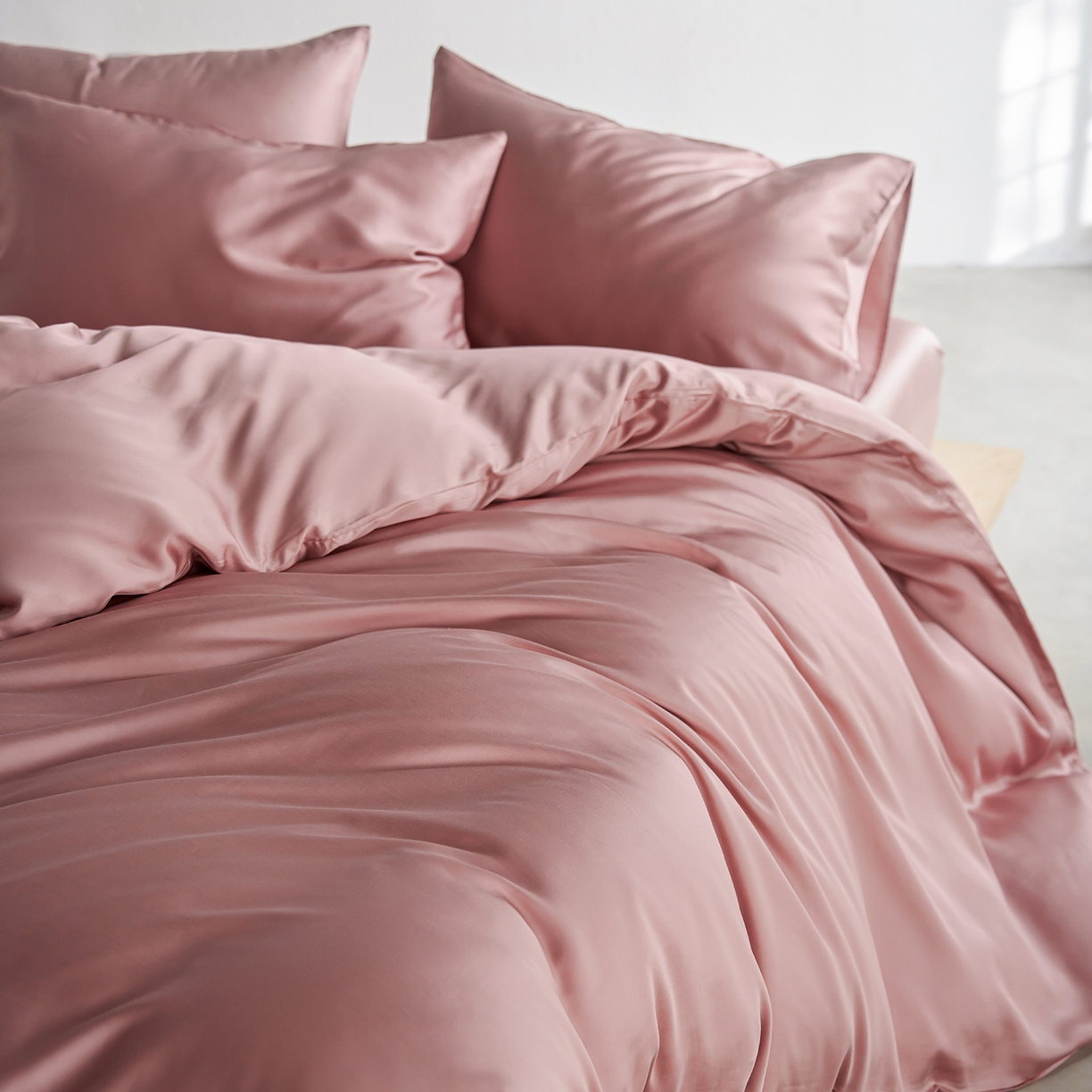 91家纺网 家纺一手货源 找家纺 轩和家居 2026新款60支奥地利兰精天丝四件套 胭脂粉