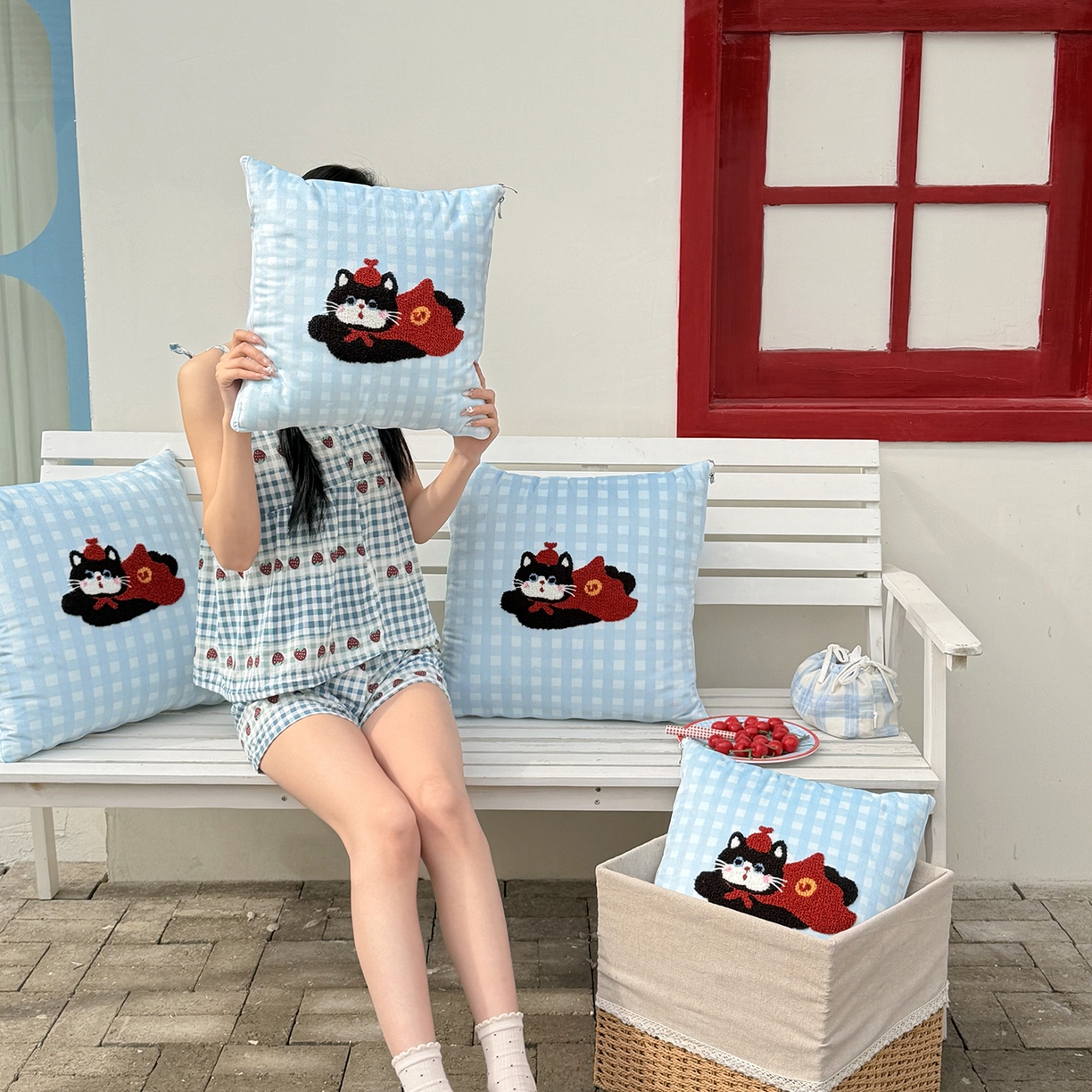 91家纺网 家纺一手货源 找家纺 （总）番茄+ 2026新款ins风卡通毛巾绣抱枕被