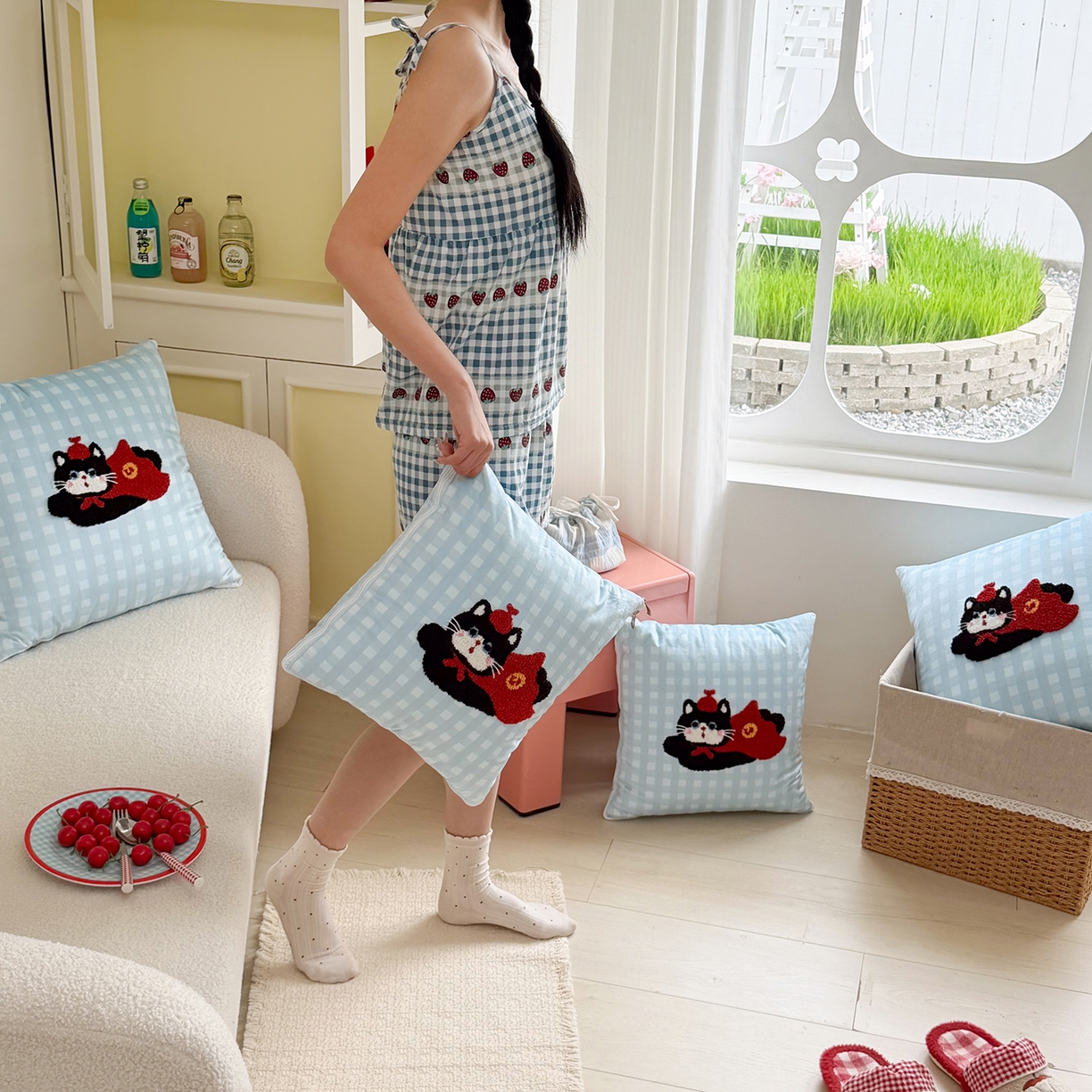 91家纺网 家纺一手货源 找家纺 （总）番茄+ 2026新款ins风卡通毛巾绣抱枕被