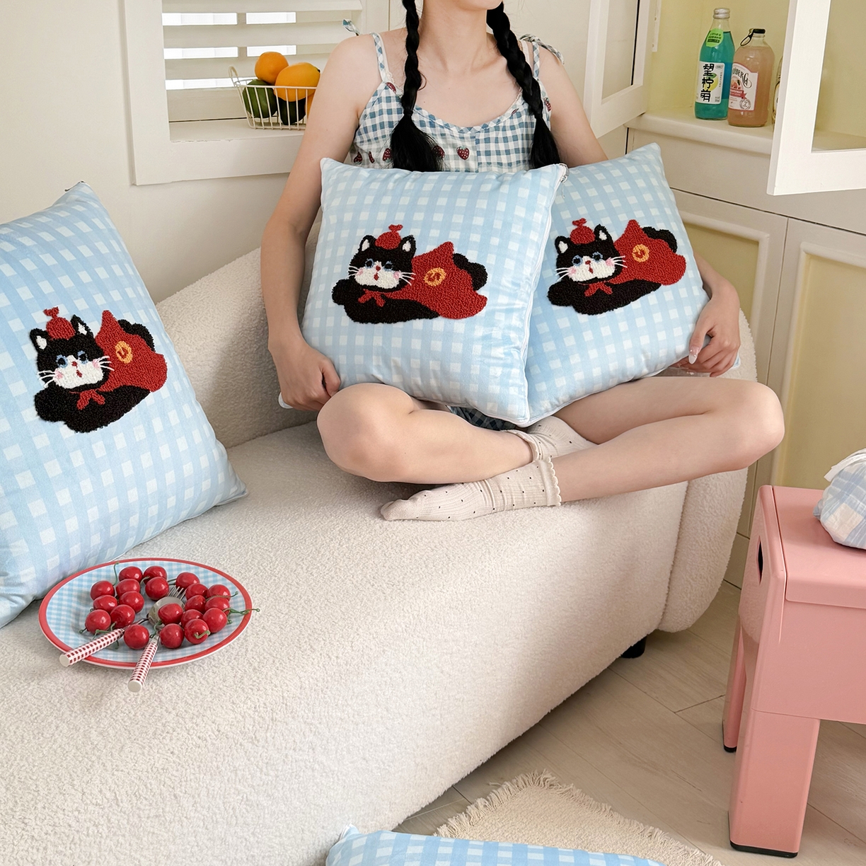 91家纺网 家纺一手货源 找家纺 （总）番茄+ 2026新款ins风卡通毛巾绣抱枕被