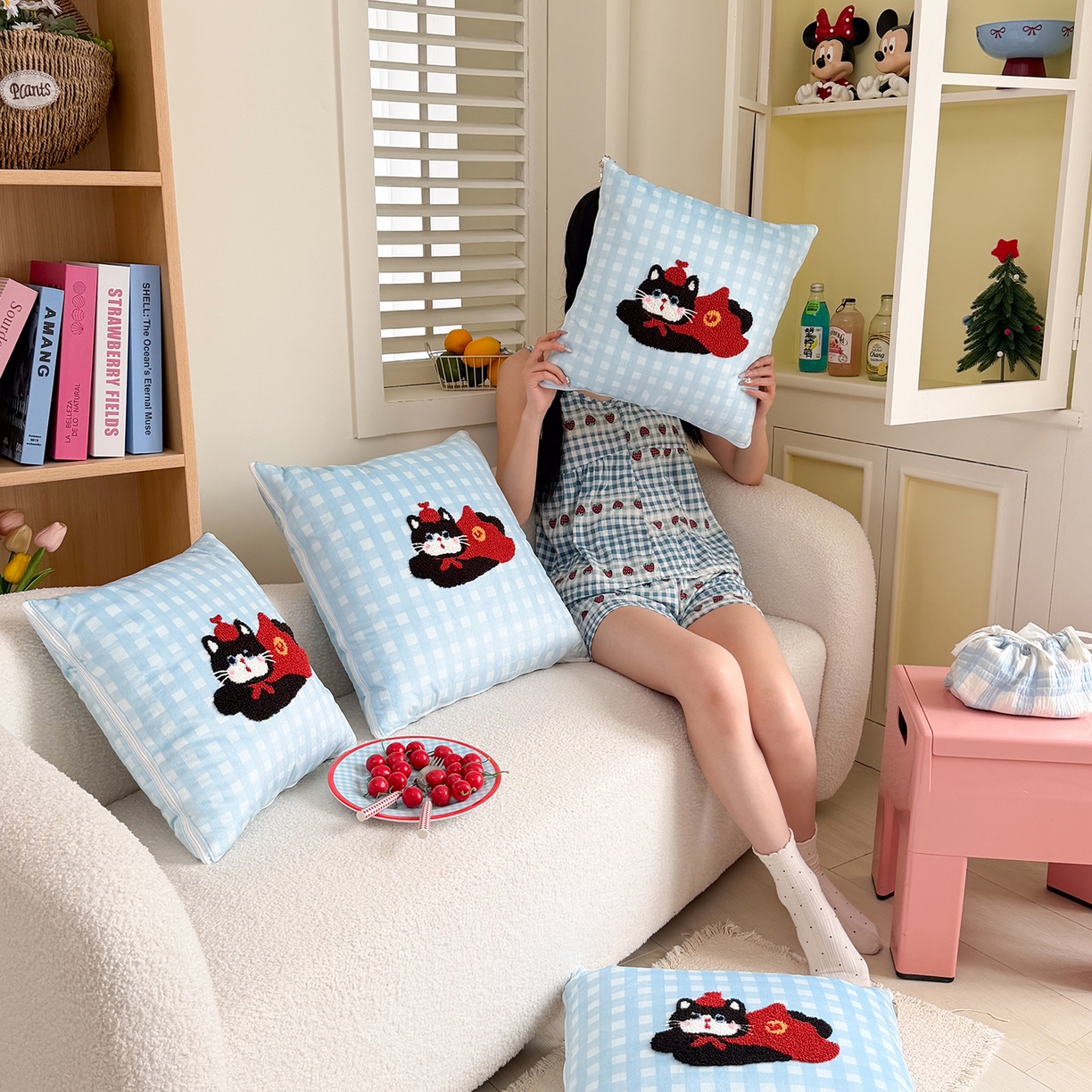 91家纺网 家纺一手货源 找家纺 （总）番茄+ 2026新款ins风卡通毛巾绣抱枕被