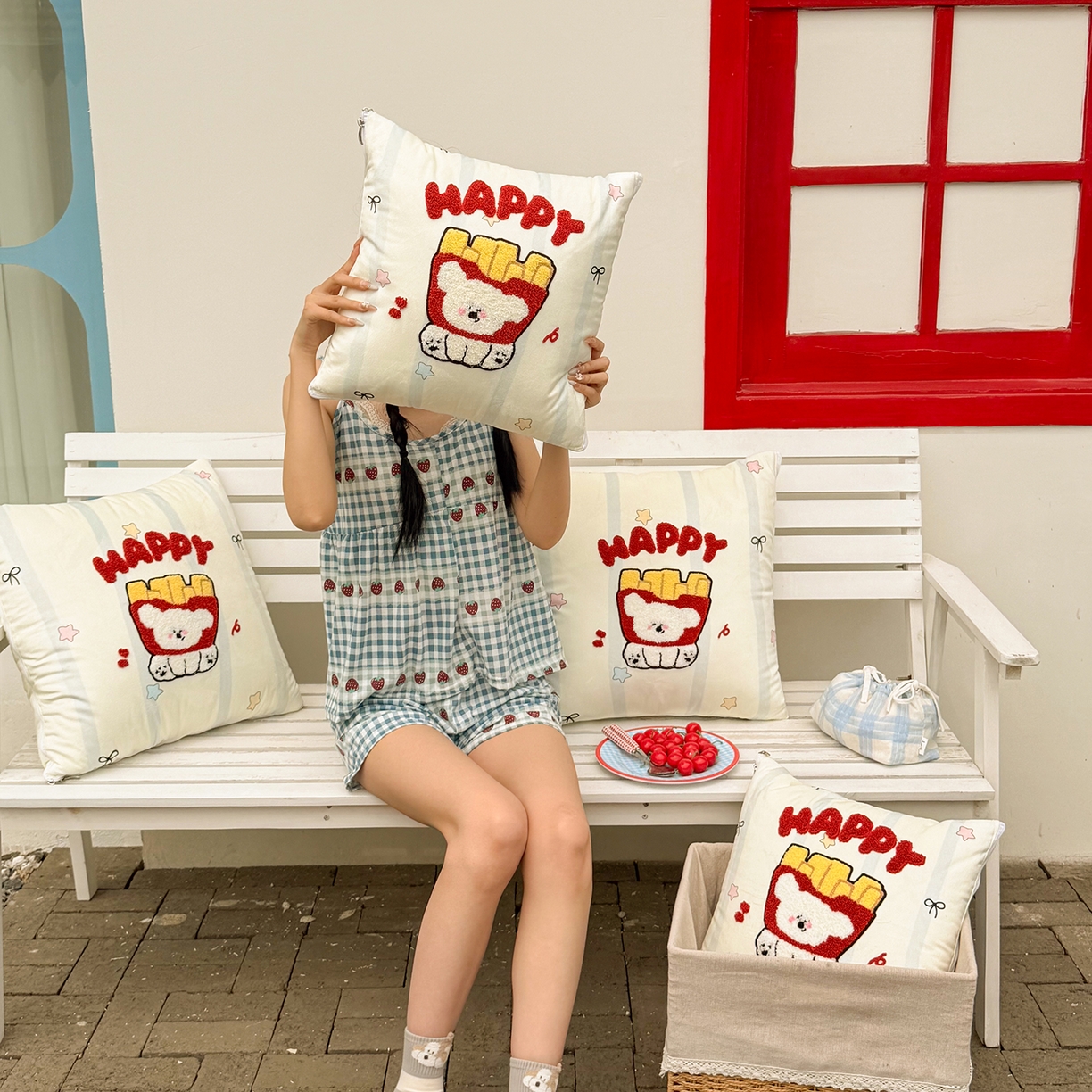番茄+ 2026新款ins风卡通毛巾绣抱枕被 薯条小狗