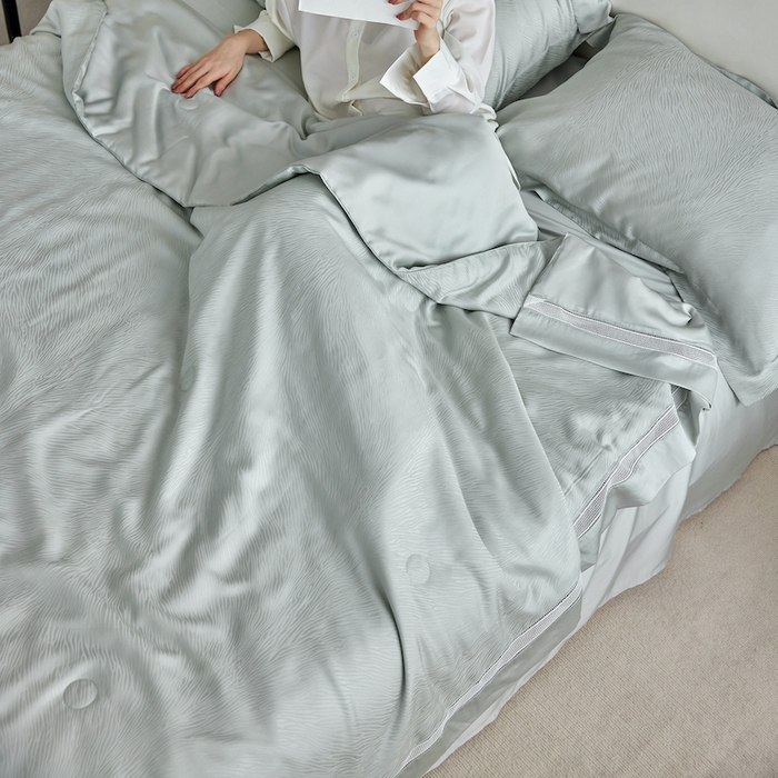 91家纺网 家纺一手货源 找家纺 丽笙被芯 2026新款兰精天丝提花蚕宝夏被夏凉被空调被 耳鱼青