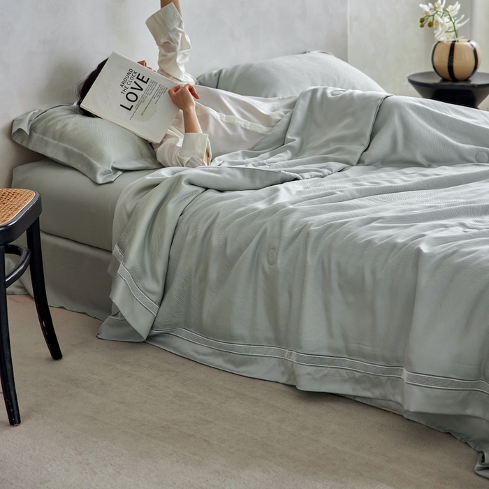 91家纺网 家纺一手货源 找家纺 丽笙被芯 2026新款兰精天丝提花蚕宝夏被夏凉被空调被 耳鱼青