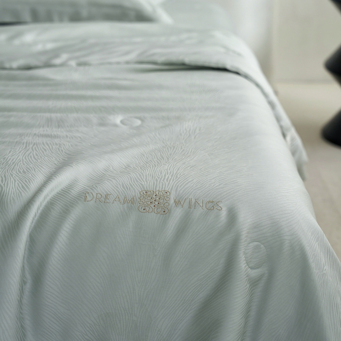 91家纺网 家纺一手货源 找家纺 丽笙被芯 2026新款兰精天丝提花蚕宝夏被夏凉被空调被 耳鱼青