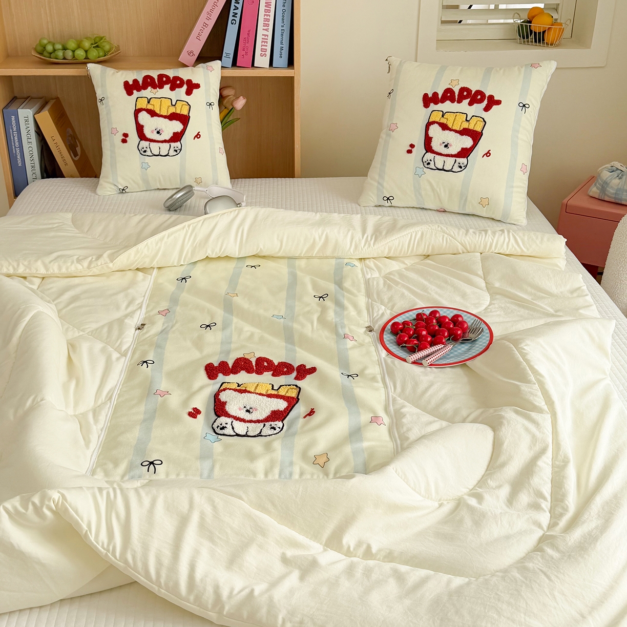 91家纺网 家纺一手货源 找家纺 番茄+ 2026新款ins风卡通毛巾绣抱枕被 薯条小狗