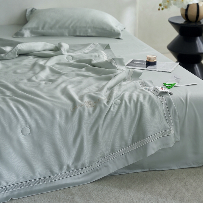 91家纺网 家纺一手货源 找家纺 丽笙被芯 2026新款兰精天丝提花蚕宝夏被夏凉被空调被 耳鱼青