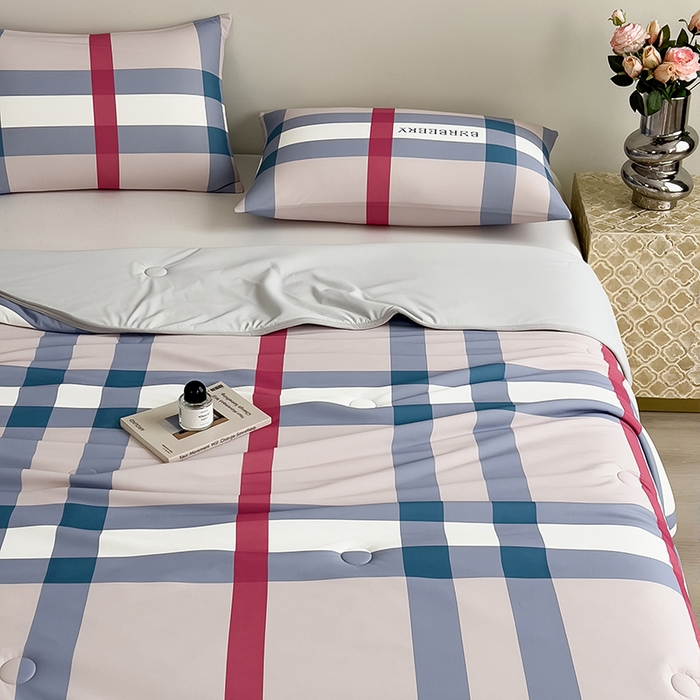 91家纺网 家纺一手货源 找家纺 世纪绒品 2026新款A类印花凉感丝夏被夏凉被空调被 巴宝格