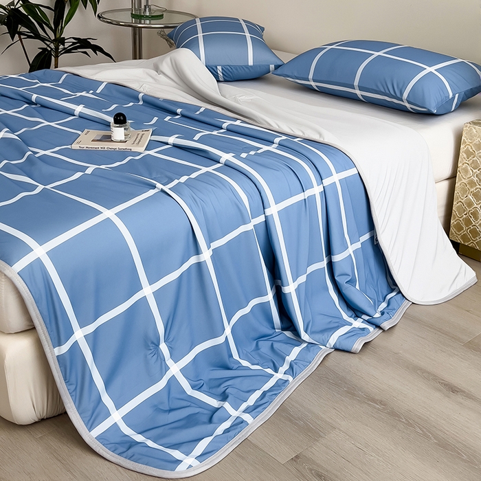 91家纺网 家纺一手货源 找家纺 世纪绒品 2026新款A类印花凉感丝夏被夏凉被空调被 海洋蓝格