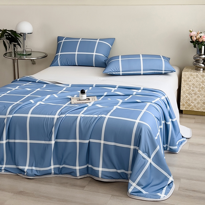 91家纺网 家纺一手货源 找家纺 世纪绒品 2026新款A类印花凉感丝夏被夏凉被空调被 海洋蓝格