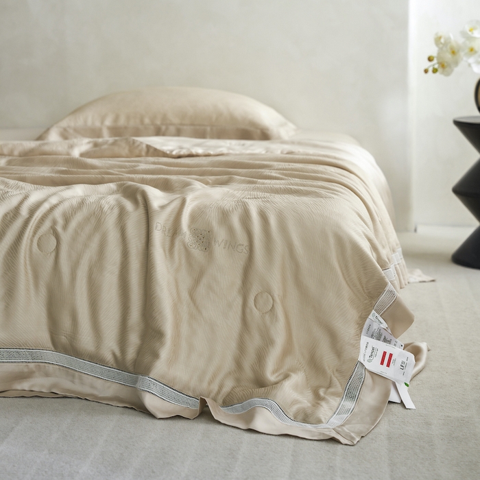 91家纺网 家纺一手货源 找家纺 丽笙被芯 2026新款兰精天丝提花蚕宝夏被夏凉被空调被 浅茶咖