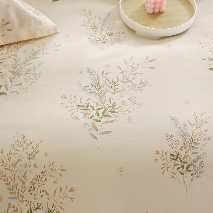 91家纺网 家纺一手货源 找家纺 馨雅家纺 2026新款简欧纯棉印花多规格四件套 浅影摇曳