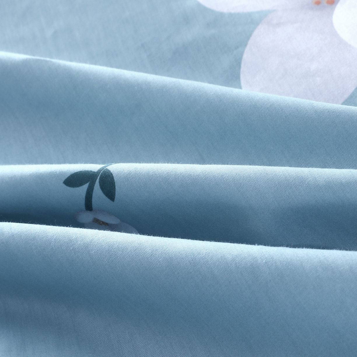 91家纺网 家纺一手货源 找家纺 馨雅家纺 2026新款简欧纯棉印花多规格四件套 春的气息