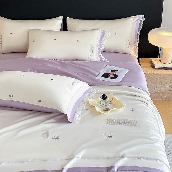 91家纺网 家纺一手货源 找家纺 置顶家纺 22026新款水洗天丝夏被刺绣樱桃四件套 克洛伊-白+香芋紫