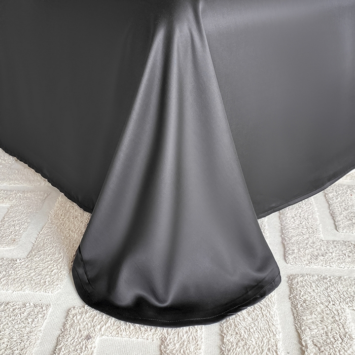 91家纺网 家纺一手货源 找家纺 置顶家纺 22026新款水洗天丝夏被刺绣樱桃四件套 克洛伊-白+黑