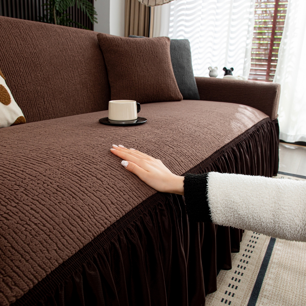 91家纺网 家纺一手货源 找家纺 （总）沐沐家纺 2026新款酥阳裙边沙发套