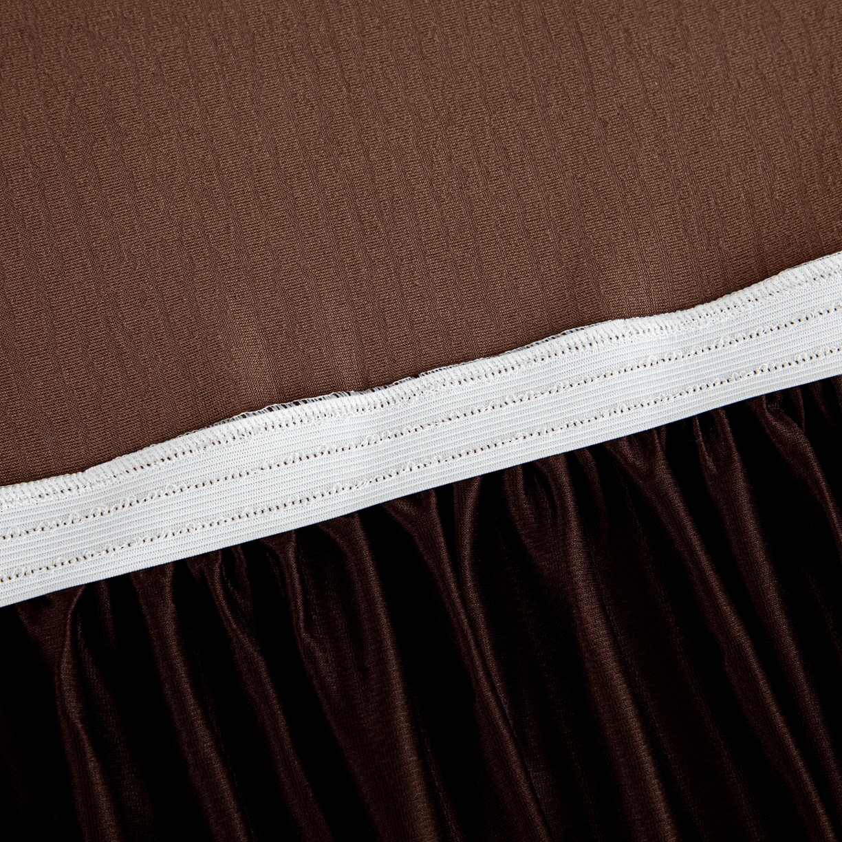 91家纺网 家纺一手货源 找家纺 （总）沐沐家纺 2026新款酥阳裙边沙发套