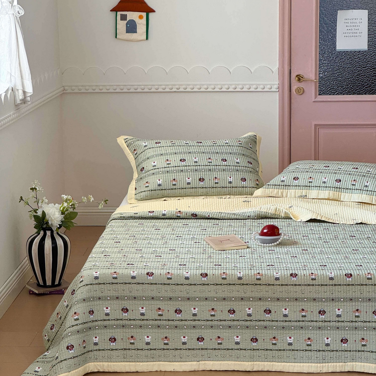 91家纺网 家纺一手货源 找家纺 床盖工厂店 2026春夏新款双面全棉床盖三件套 苹果小狗