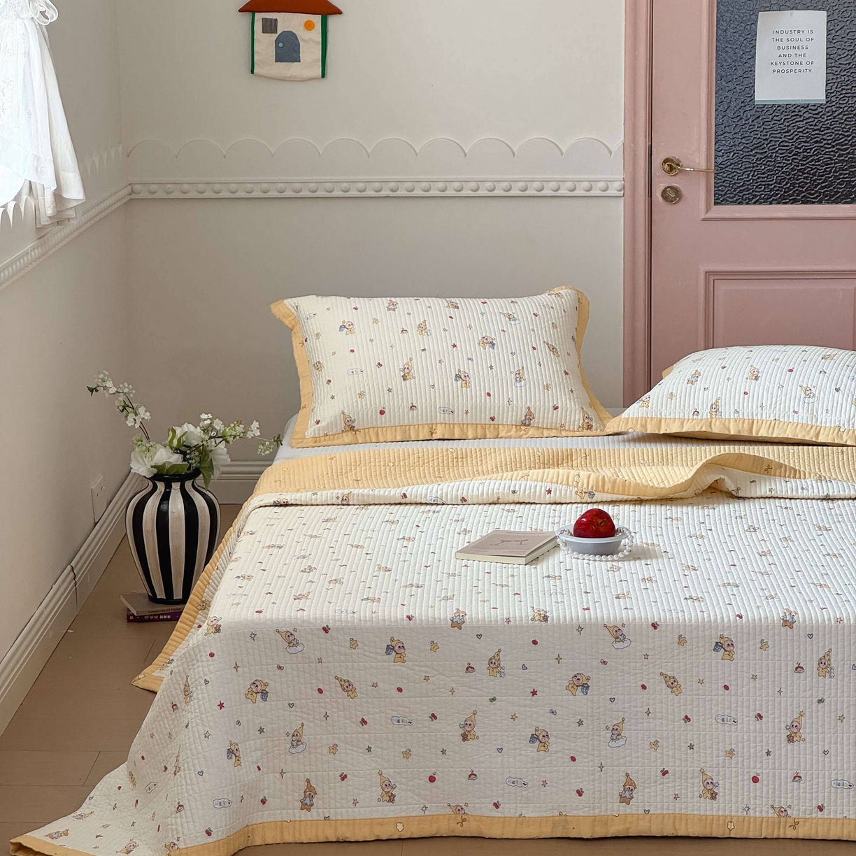 床盖工厂店 2026春夏新款双面全棉床盖三件套 可爱星人