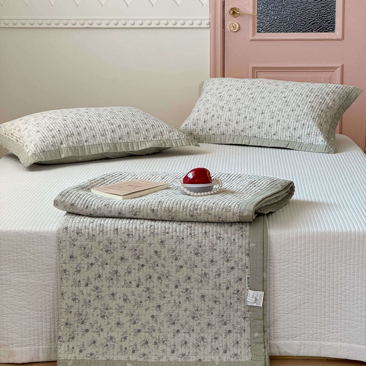 91家纺网 家纺一手货源 找家纺 床盖工厂店 2026春夏新款双面全棉床盖三件套 海棠依旧