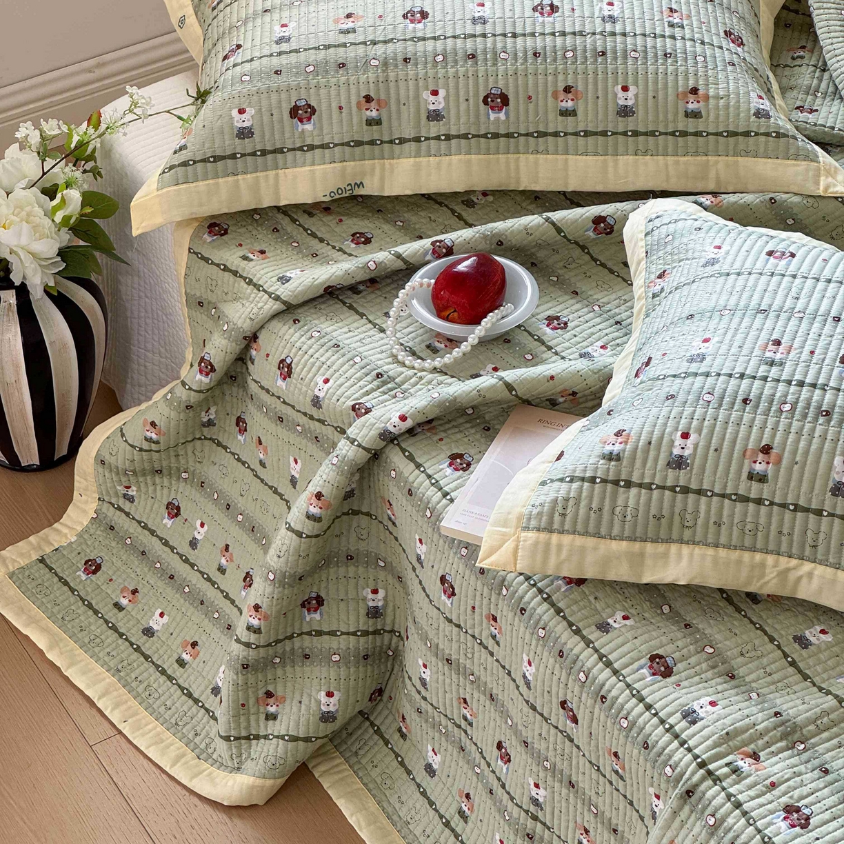 91家纺网 家纺一手货源 找家纺 床盖工厂店 2026春夏新款双面全棉床盖三件套 苹果小狗