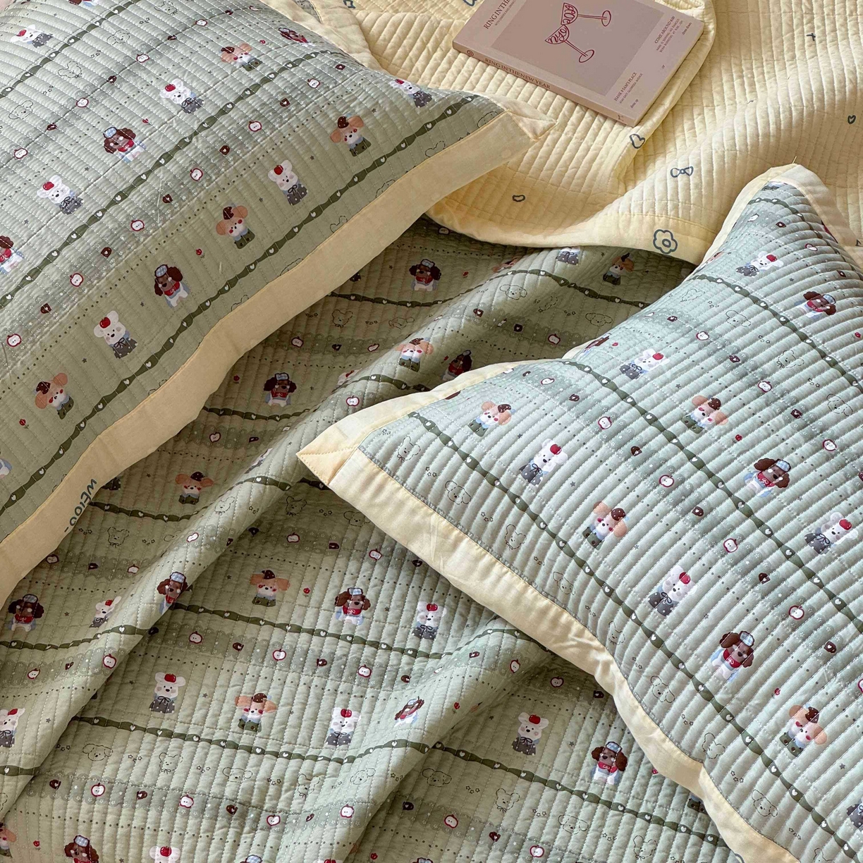 91家纺网 家纺一手货源 找家纺 床盖工厂店 2026春夏新款双面全棉床盖三件套 苹果小狗