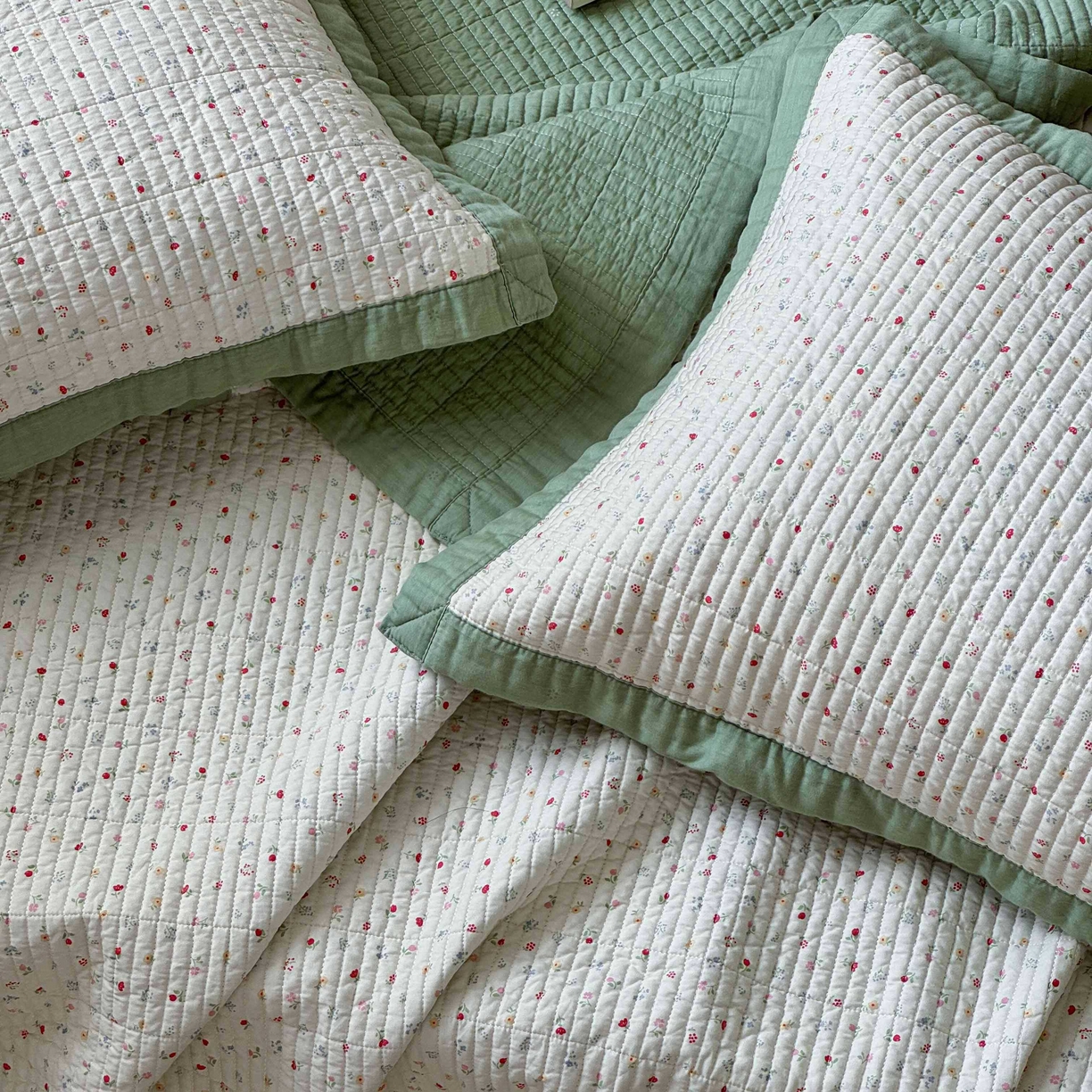 91家纺网 家纺一手货源 找家纺 床盖工厂店 2026春夏新款双面全棉床盖三件套 小野花