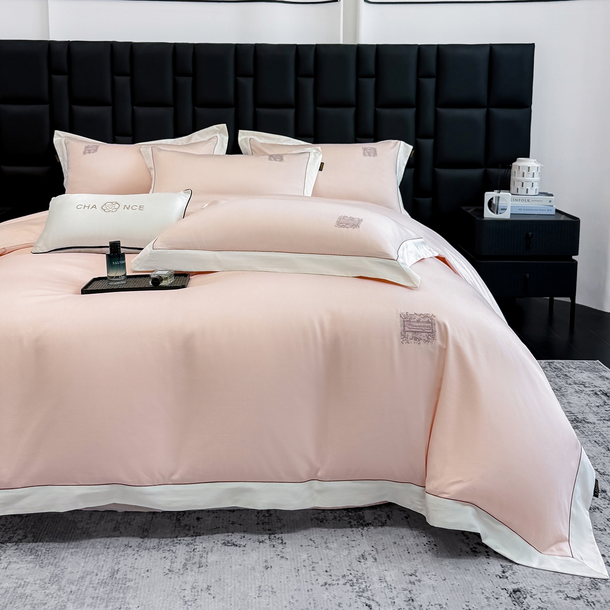 91家纺网 家纺一手货源 找家纺 莱势 2026新品A类100支全棉纯棉50x50s埃及贡缎长绒棉刺绣绣花四件套高端礼盒-仙本娜 仙本娜 轻奢粉