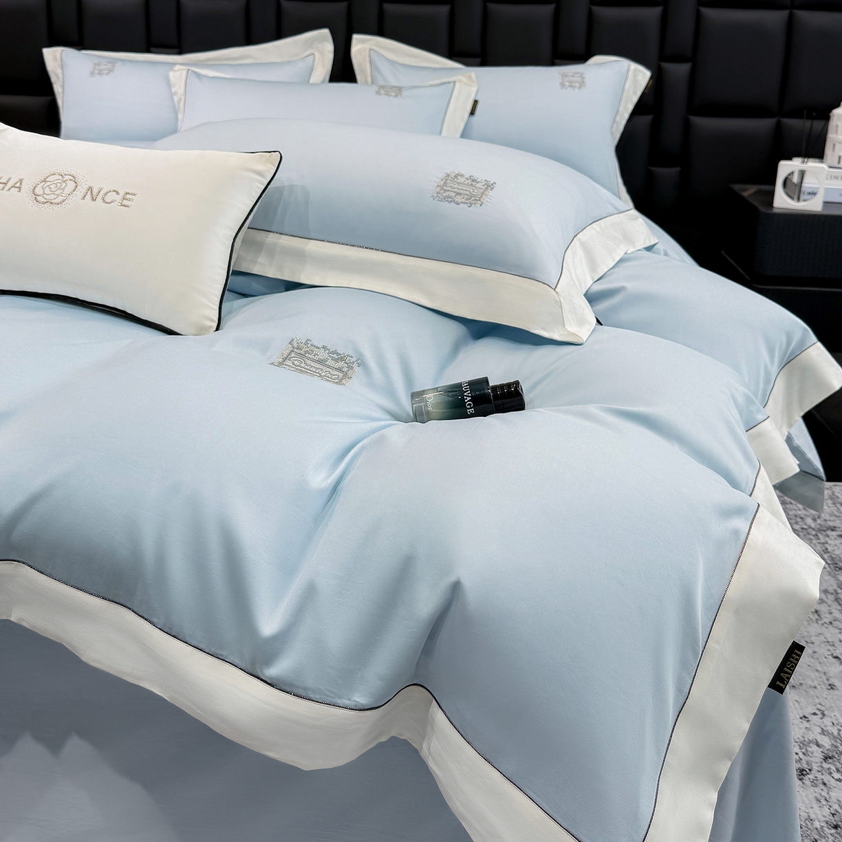 莱势 2026新品A类100支全棉纯棉50x50s埃及贡缎长绒棉刺绣绣花四件套高端礼盒-仙本娜 仙本娜 天空蓝