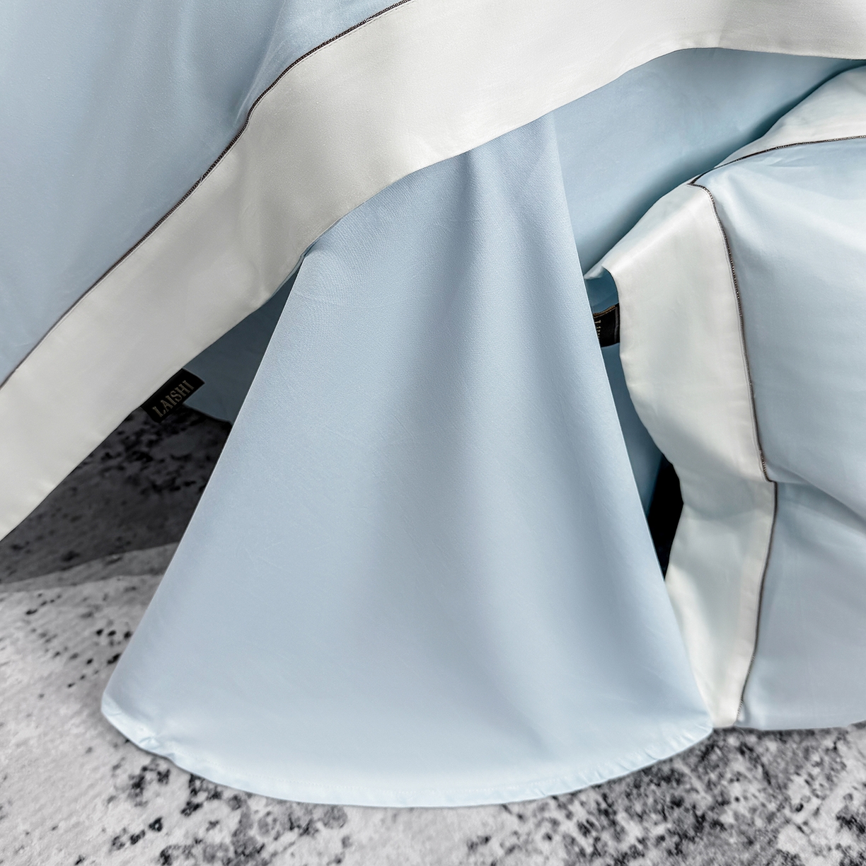 91家纺网 家纺一手货源 找家纺 莱势 2026新品A类100支全棉纯棉50x50s埃及贡缎长绒棉刺绣绣花四件套高端礼盒-仙本娜 仙本娜 天空蓝