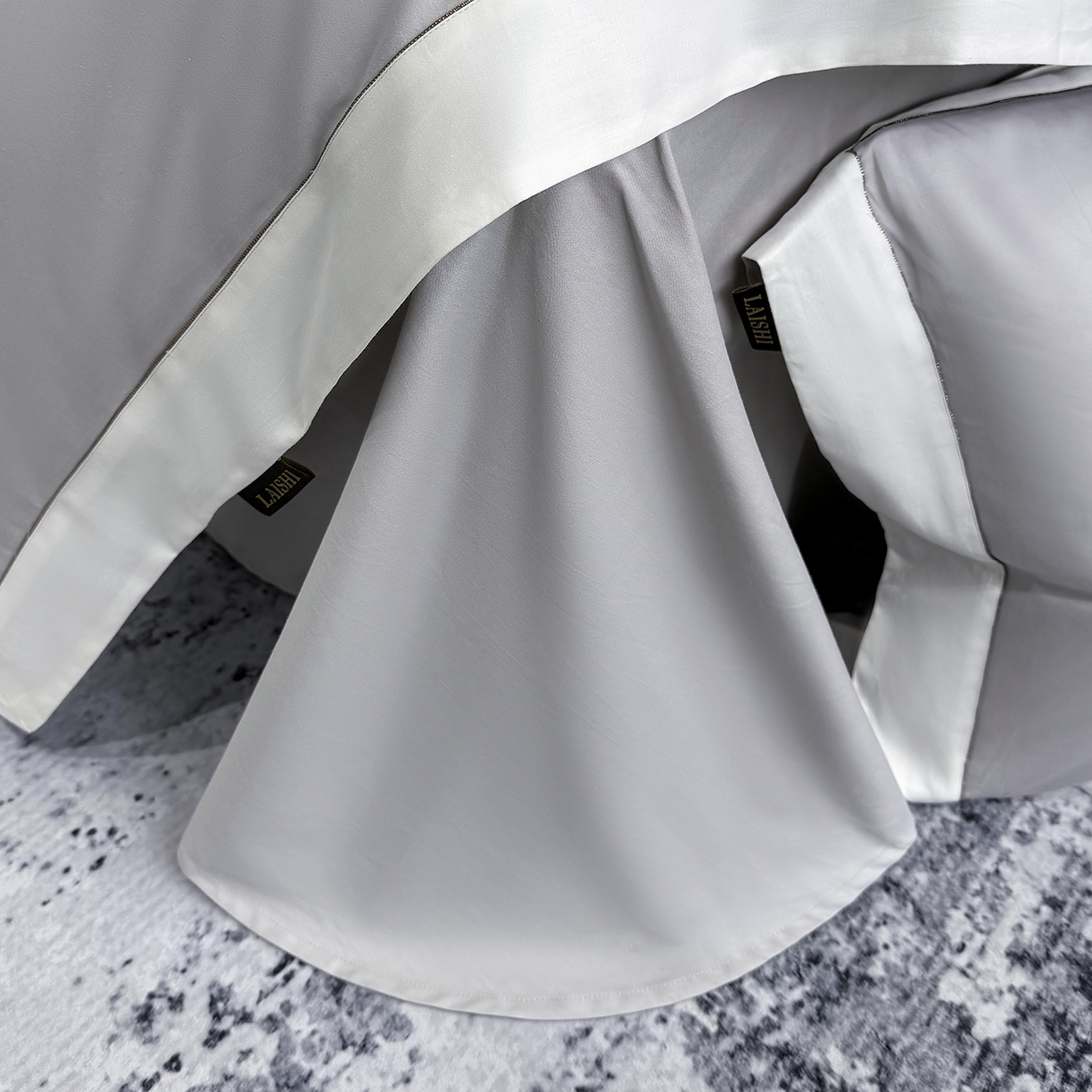 91家纺网 家纺一手货源 找家纺 莱势 2026新品A类100支全棉纯棉50x50s埃及贡缎长绒棉刺绣绣花四件套高端礼盒-仙本娜 仙本娜 绅士灰