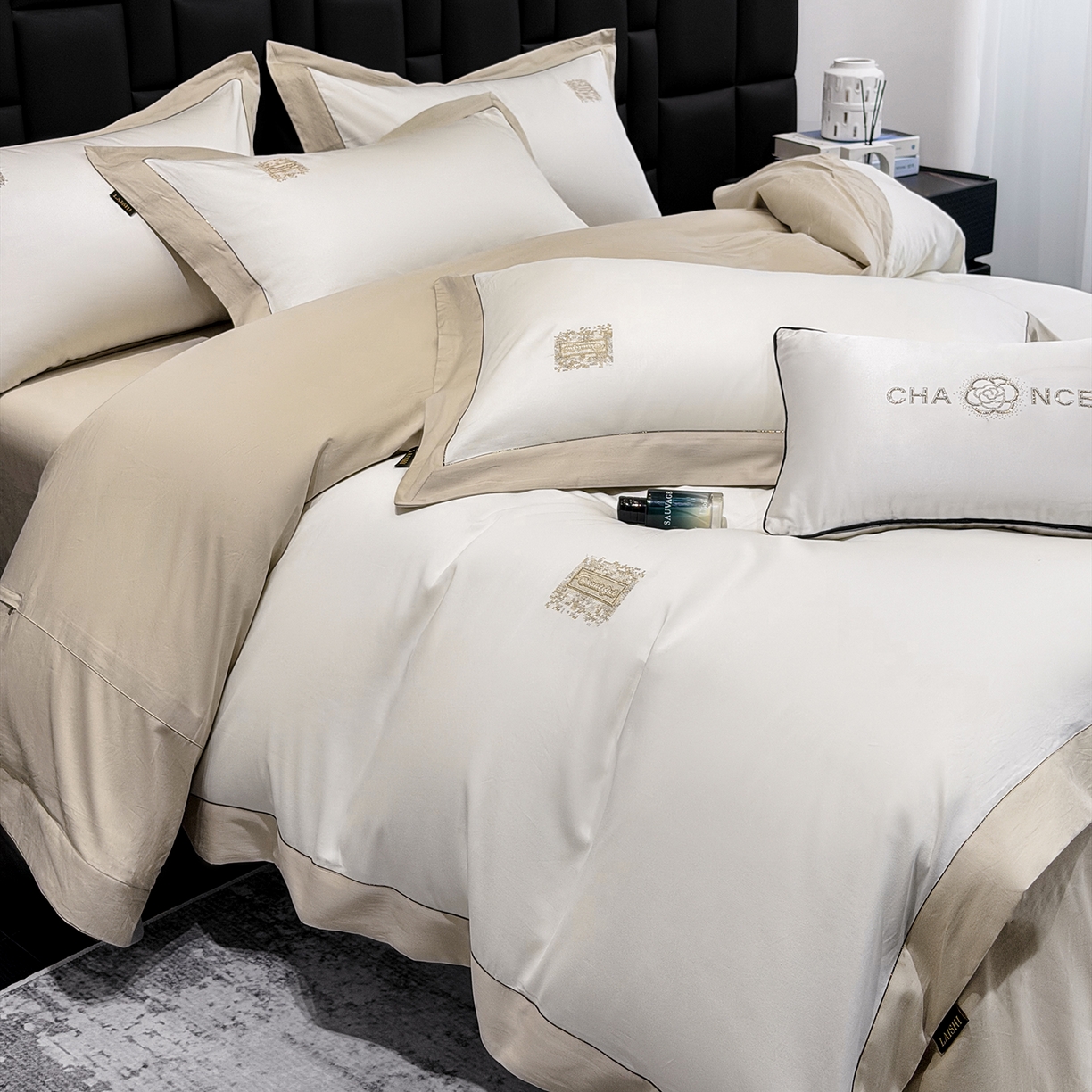 91家纺网 家纺一手货源 找家纺 莱势 2026新品A类100支全棉纯棉50x50s埃及贡缎长绒棉刺绣绣花四件套高端礼盒-仙本娜 仙本娜 香槟金