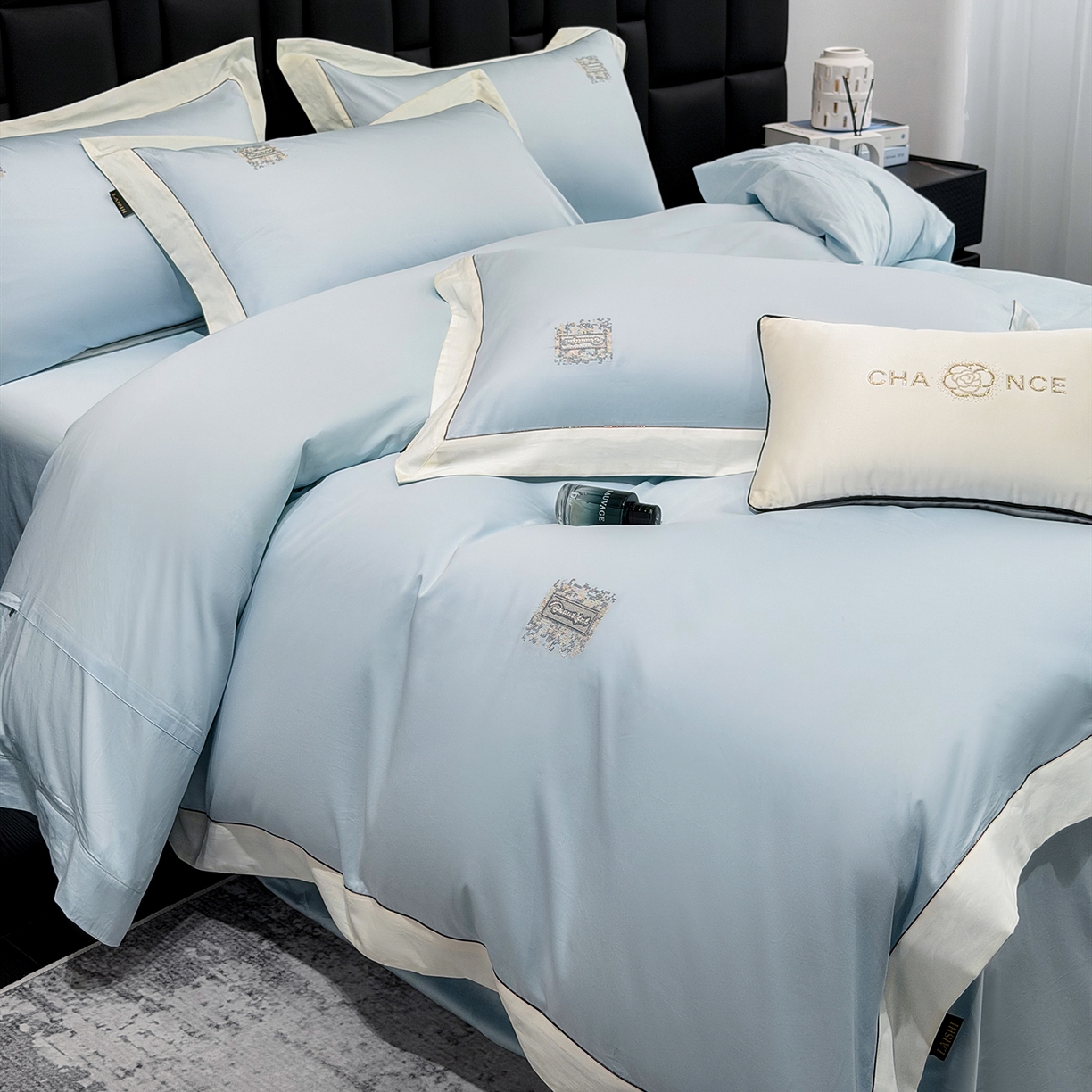 91家纺网 家纺一手货源 找家纺 莱势 2026新品A类100支全棉纯棉50x50s埃及贡缎长绒棉刺绣绣花四件套高端礼盒-仙本娜 仙本娜 天空蓝