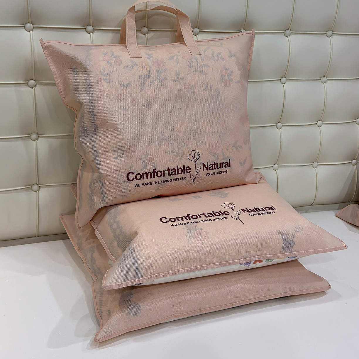 91家纺网 家纺一手货源 找家纺 桔禾家纺 2026新款高克重小清新可爱风泡芙棉全棉镂空花边款夏被四件套夏凉被空调被四件套 包装图仅供展示不可下单