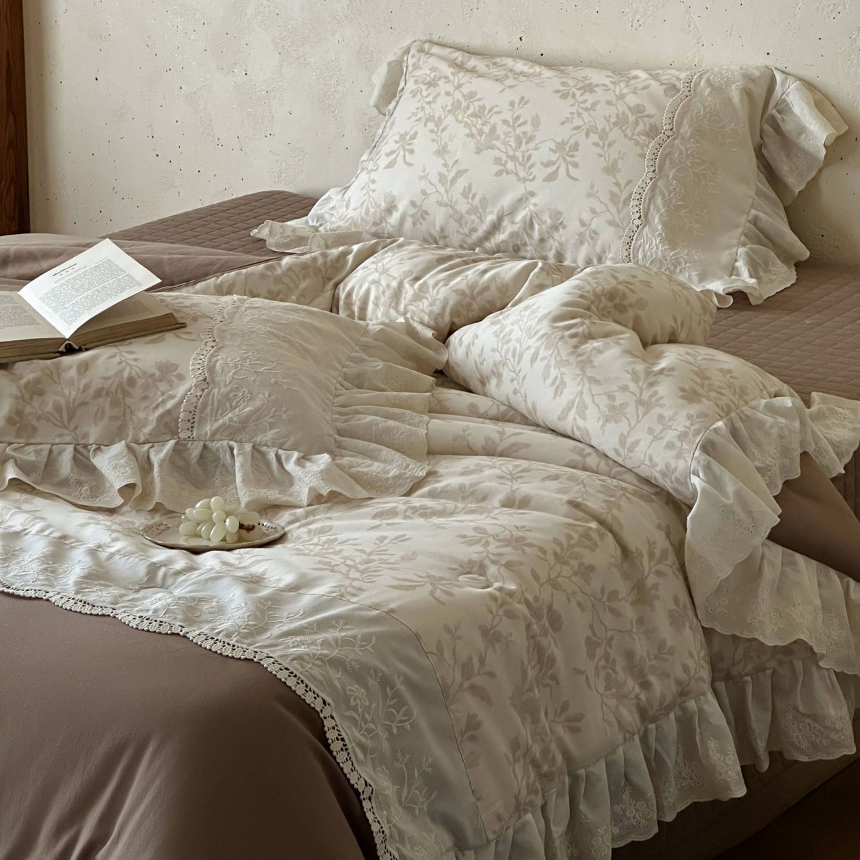 91家纺网 家纺一手货源 找家纺 觅糖家纺 2026新款亚麻夏被绗缝四件套 法式眠梦