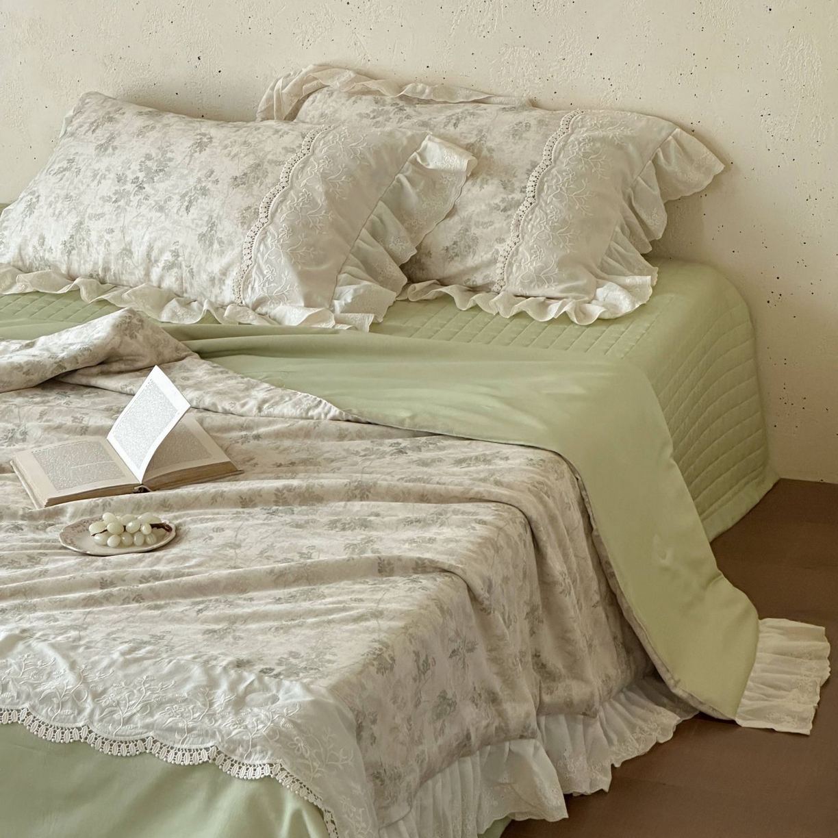 91家纺网 家纺一手货源 找家纺 觅糖家纺 2026新款亚麻夏被绗缝四件套 烟雨青墨