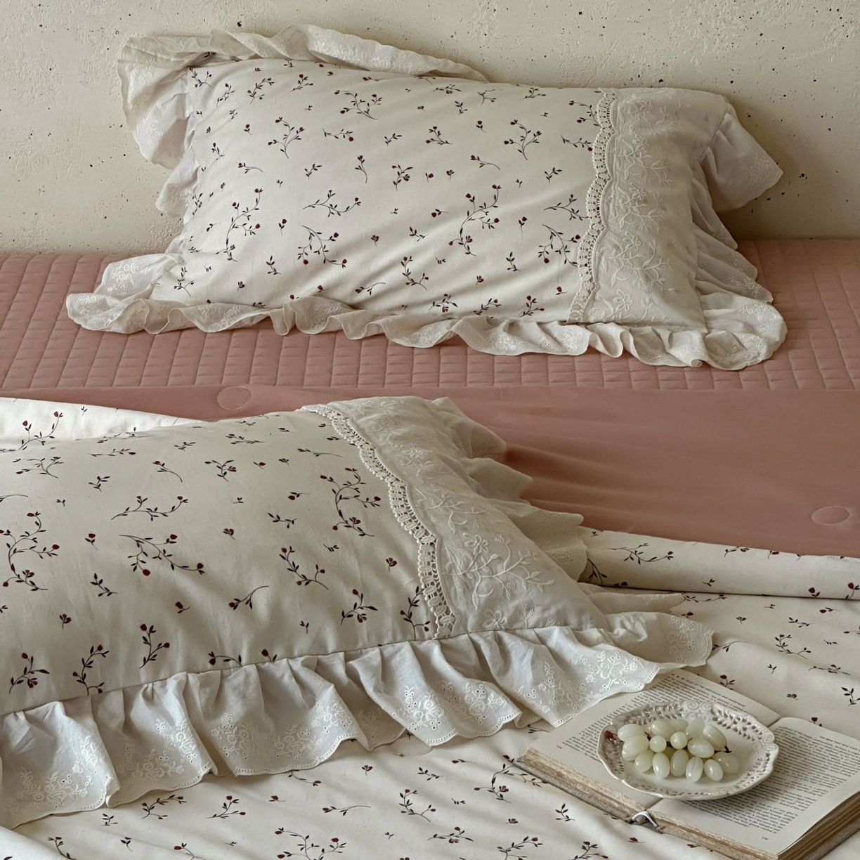 91家纺网 家纺一手货源 找家纺 觅糖家纺 2026新款亚麻夏被绗缝四件套 踏雪寻梅