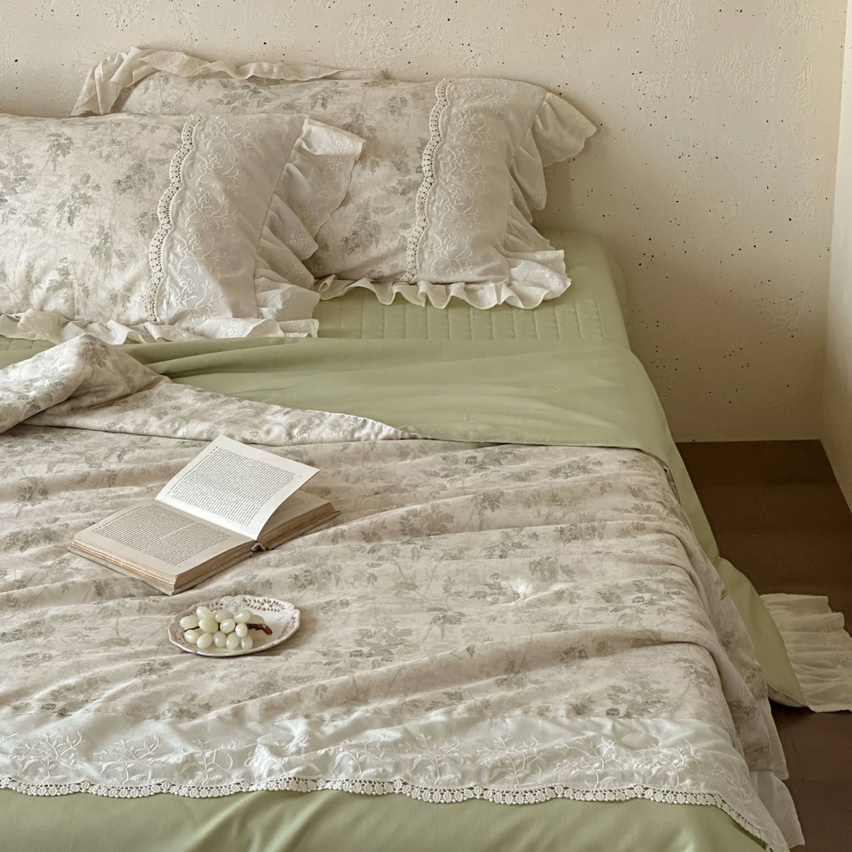 91家纺网 家纺一手货源 找家纺 觅糖家纺 2026新款亚麻夏被绗缝四件套 烟雨青墨