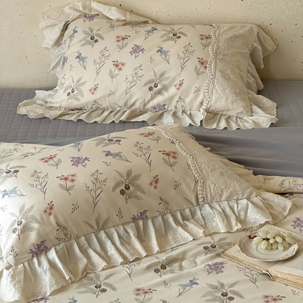 91家纺网 家纺一手货源 找家纺 觅糖家纺 2026新款亚麻夏被绗缝四件套 浅杏缀紫