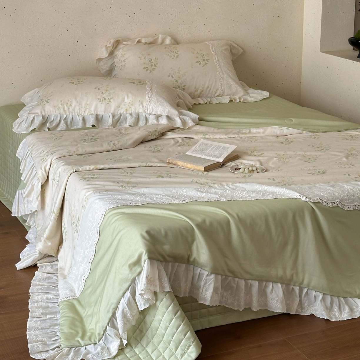 91家纺网 家纺一手货源 找家纺 觅糖家纺 2026新款亚麻夏被绗缝四件套 森屿晚风