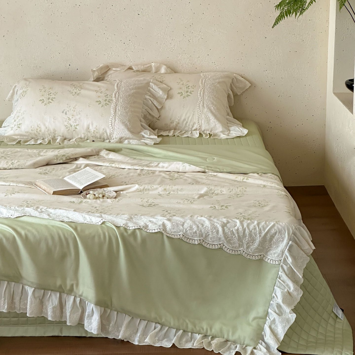 91家纺网 家纺一手货源 找家纺 觅糖家纺 2026新款亚麻夏被绗缝四件套 森屿晚风