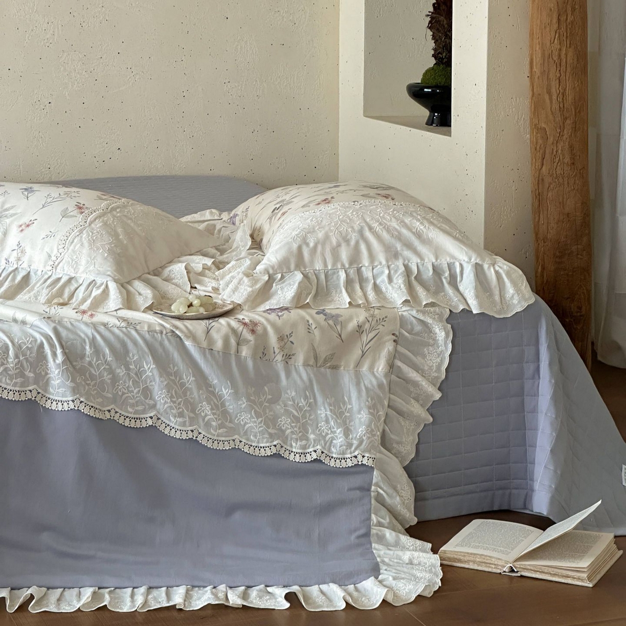 91家纺网 家纺一手货源 找家纺 觅糖家纺 2026新款亚麻夏被绗缝四件套 浅杏缀紫