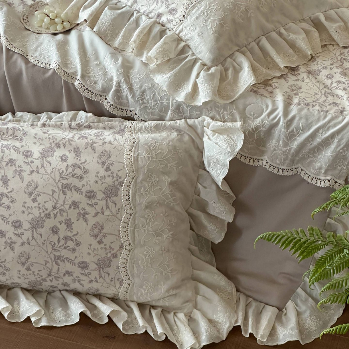 91家纺网 家纺一手货源 找家纺 觅糖家纺 2026新款亚麻夏被绗缝四件套 素影繁花