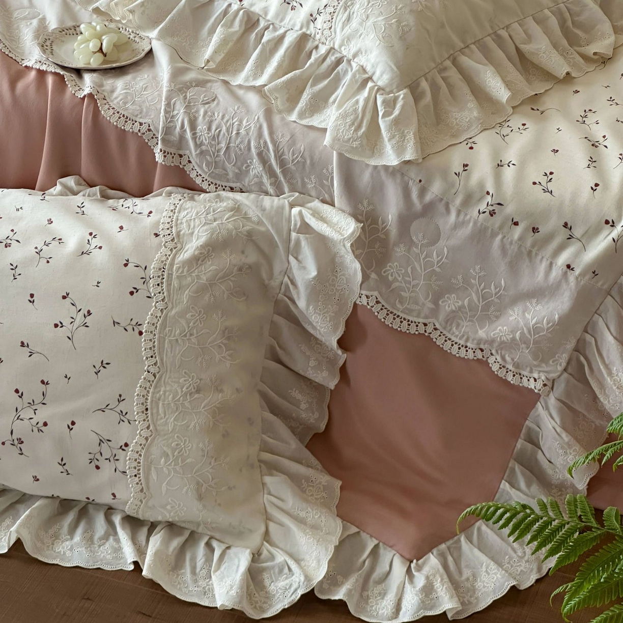 91家纺网 家纺一手货源 找家纺 觅糖家纺 2026新款亚麻夏被绗缝四件套 踏雪寻梅