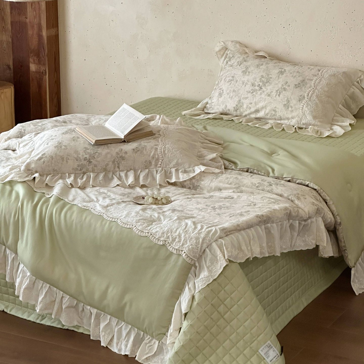 91家纺网 家纺一手货源 找家纺 觅糖家纺 2026新款亚麻夏被绗缝四件套 烟雨青墨